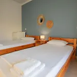 Apartahotel μπλε &