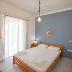 Apartahotel μπλε &